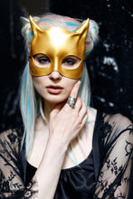 Load image into Gallery viewer, The Gold Kitty