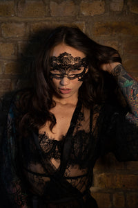 The Bella Lace Mask